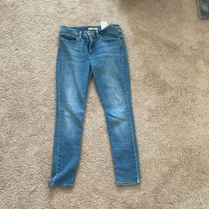 Levi’s 311 shaping skinny jeans